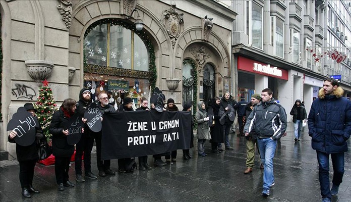 Zene u crnom