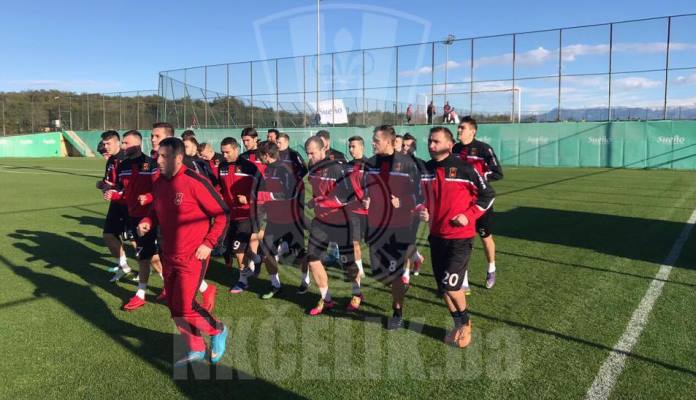 Nogometaši Čelika održali prvi trening u Antaliji