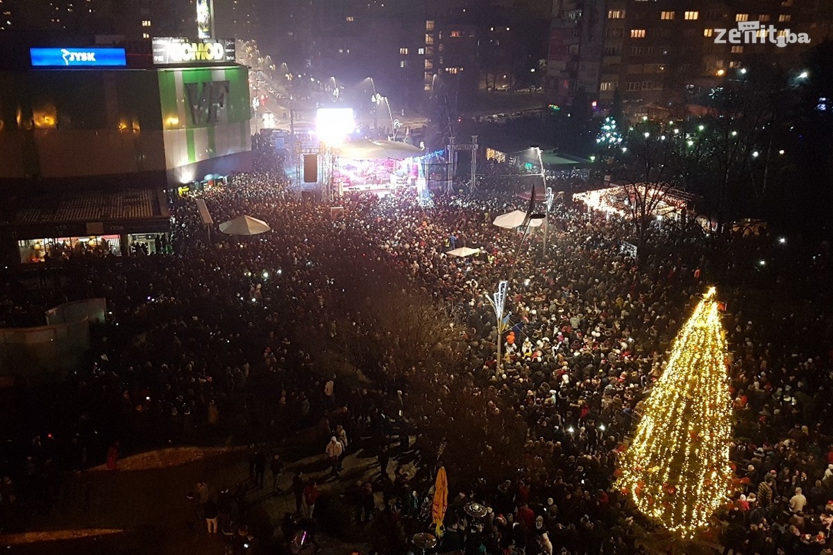 Zeničani u 2018. ušli uz spektakularan vatromet i Miligram (VIDEO+FOTO)