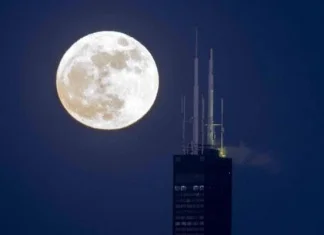 Večeras najduže pomračenje Mjeseca u ovom vijeku