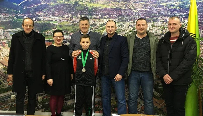 Uprava akademije “JALE” u posjeti gradonačelniku Kasumoviću