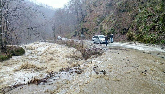 Nevrijeme u BiH izazvalo poplave u Kiseljaku, Kreševu i Fojnici