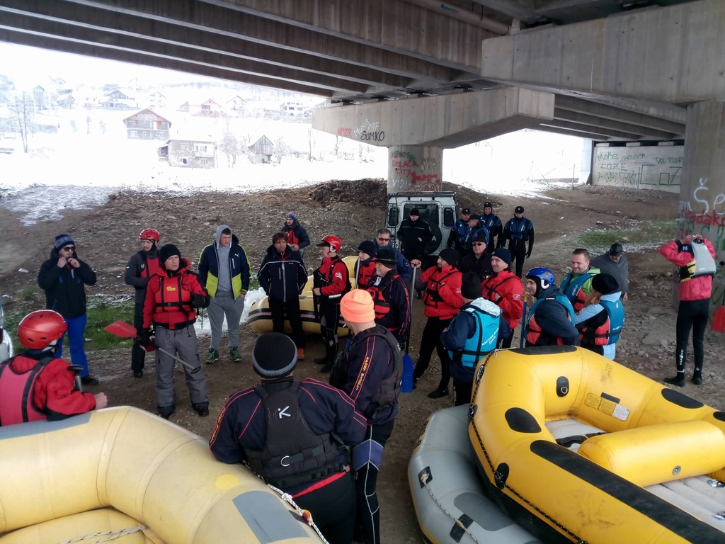 U Zenici održana Eko rafting regata "Bosna rafting proljeće 2018" (FOTO)