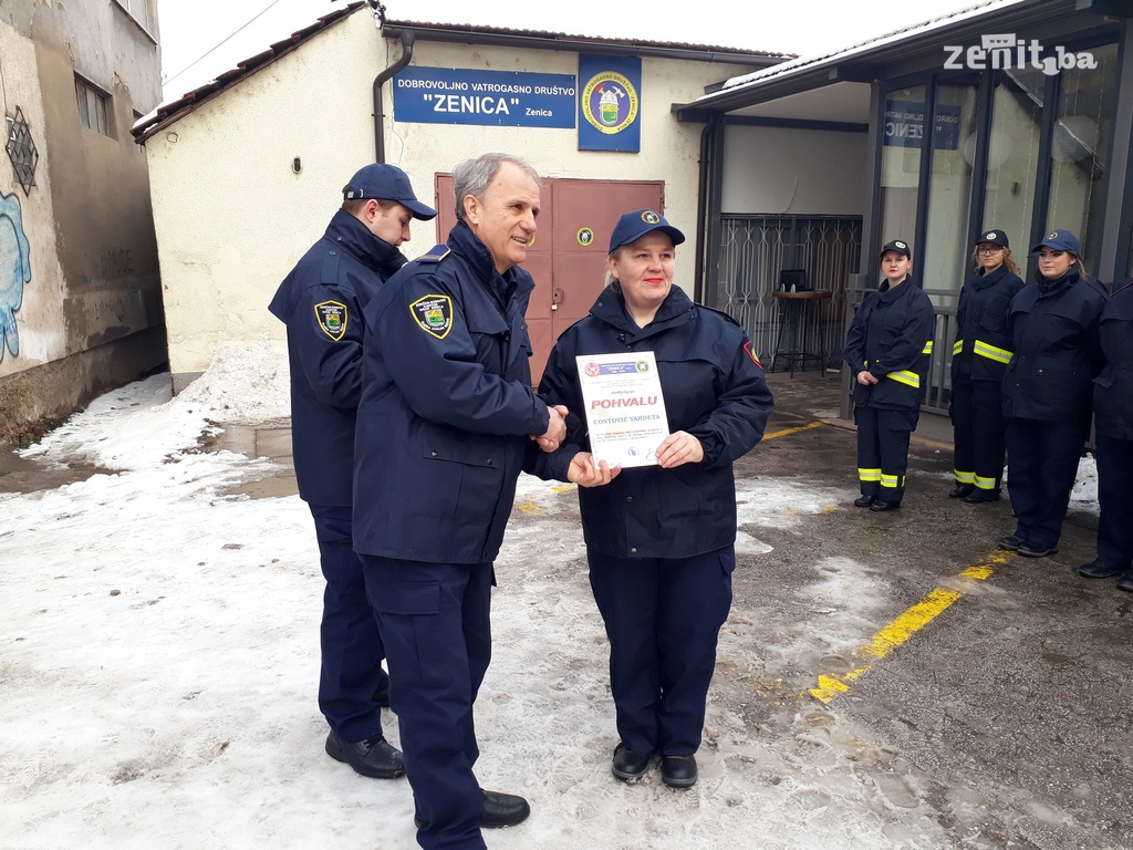 DVD Zenica svečanim postrojavanjem obilježio 118 godina postojanja (VIDEO+FOTO)