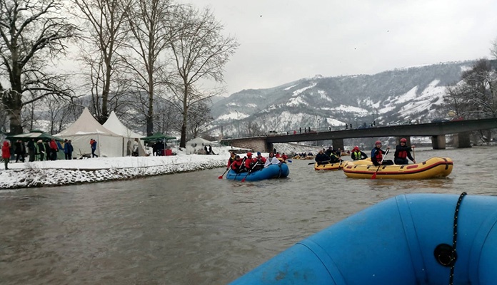 U Zenici održana Eko rafting regata “Bosna rafting proljeće 2018” (FOTO)