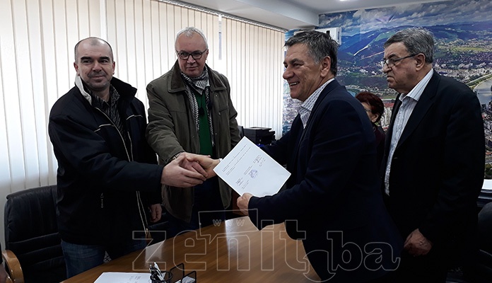 Zenica sufinansira karte javnog prevoza penzionerima i ratnim vojnim invalidima (VIDEO)