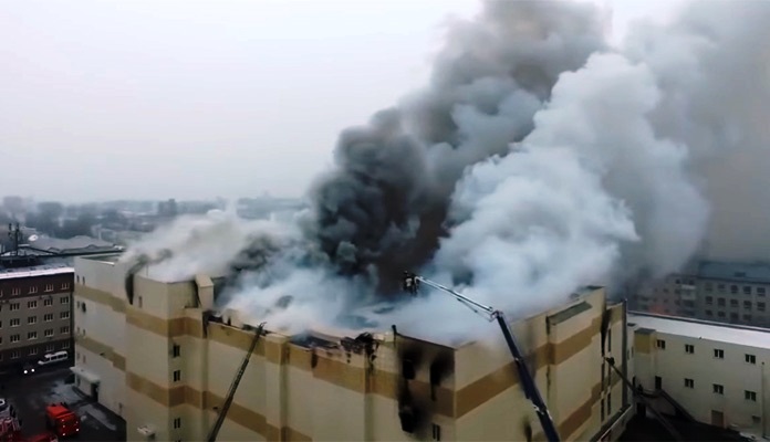 Požar progutao šoping centar, većina žrtava su djeca (VIDEO)