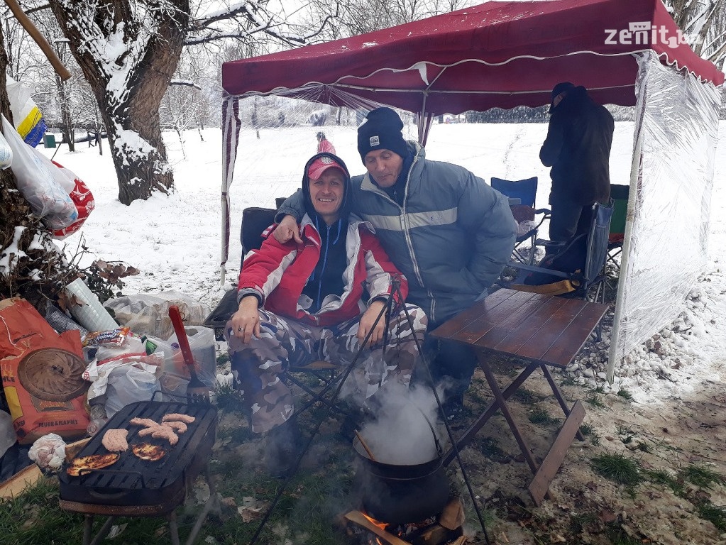 Snijeg i loše vrijeme uticali na zeničku Čimburijadu (VIDEO+FOTO)