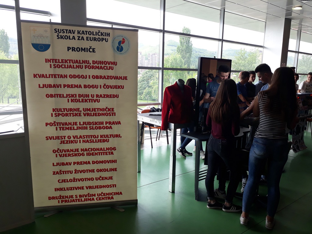 U Zenici održan Sajam zanimanja i srednjih škola (VIDEO+FOTO)