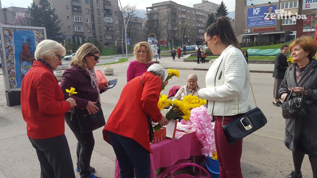 Održana akcija "Narcisom protiv raka dojke" (VIDEO+FOTO)