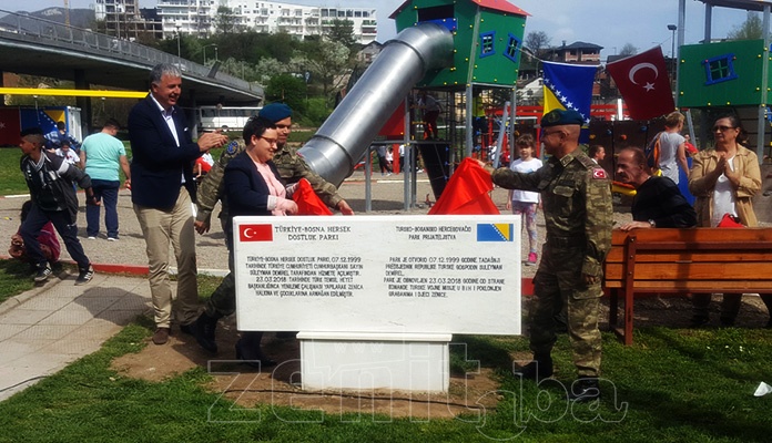 Svečano otvoren obnovljeni Turski park u Zenici (FOTO)