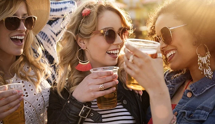 Sedam razloga zašto bi žene trebale piti pivo