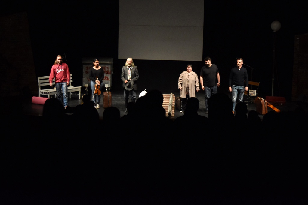 Performans "Ostajte ovdje" premijerno izveden u BNP-u (FOTO)