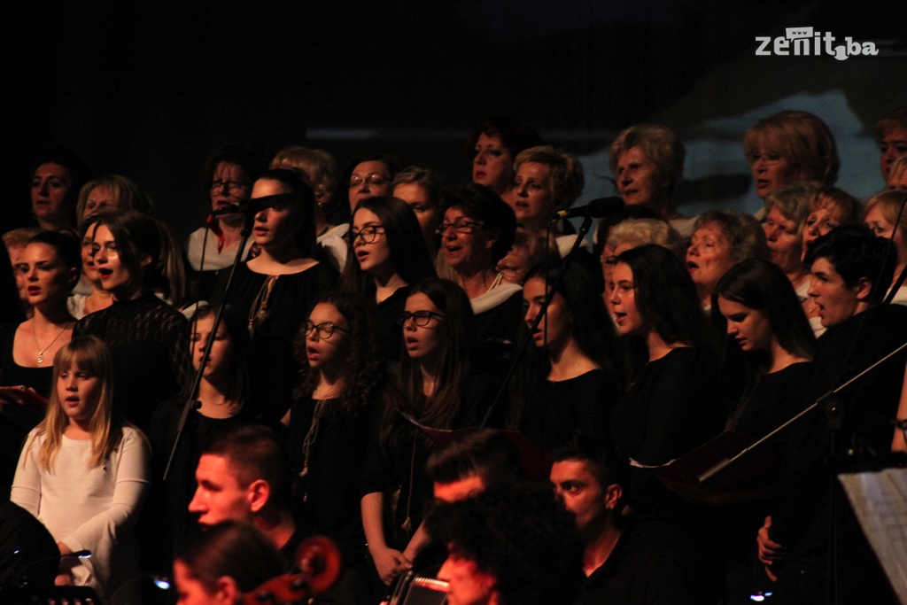 U Zenici održan koncert “Sevdah – Pjesma o nama” (FOTO)