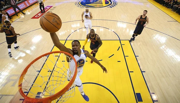 Igračima u NBA privremeno smanjena plaća