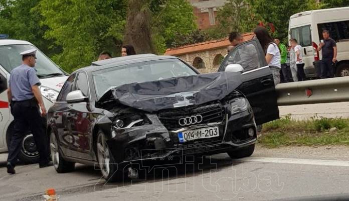 Saobraćajna kod Zenice, povrijeđeno više osoba (FOTO)