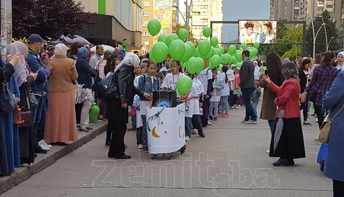 Puštanjem balona najmlađi Zeničani dočekali ramazan