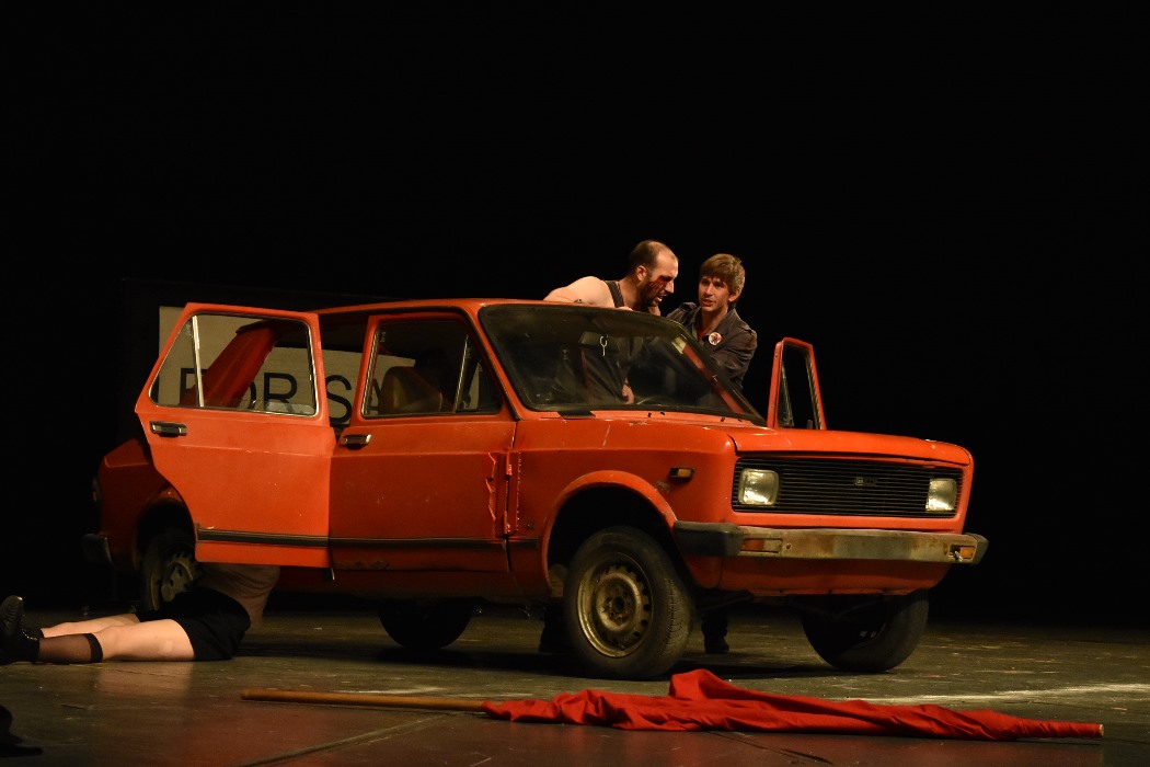 Sinoć izvedena predstava "Zrenjanin" (FOTO)