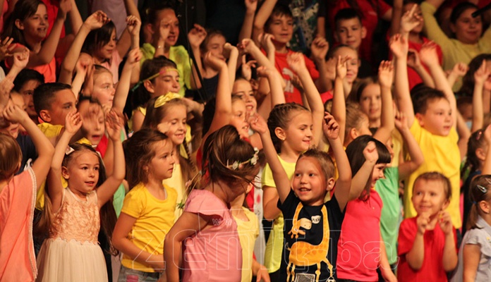 U Zenici održan festival “Kad muzika svira” (VIDEO+FOTO)