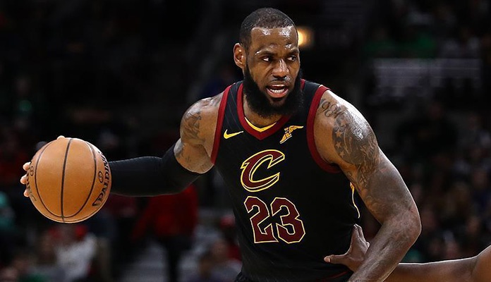 LeBron James tri susreta igrao sa slomljenom rukom