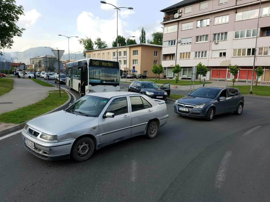 Zbog goriva blokirane ceste u Zenici i drugim gradovima u BiH