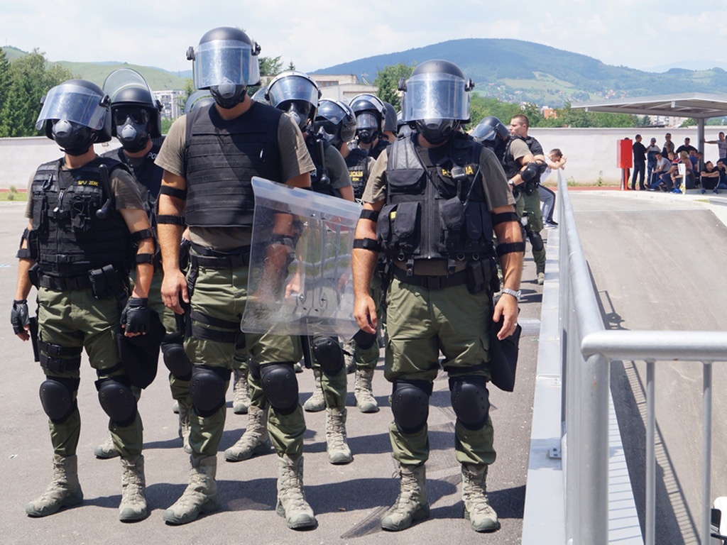 Izvedena zajednička vježba pripadnika jedinica MUP-a ZDK (FOTO)