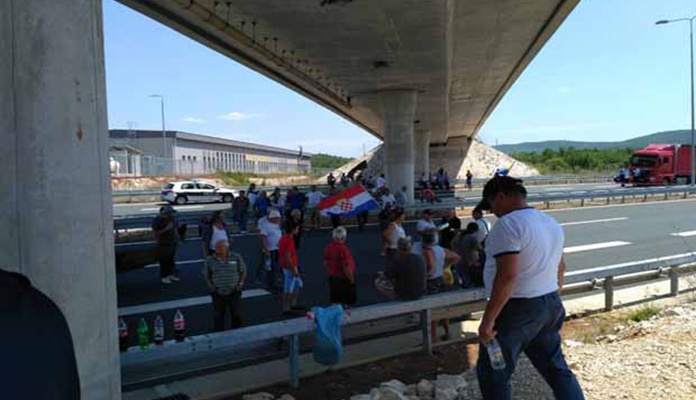 Bivši borci počeli sa blokadom Federacije BiH