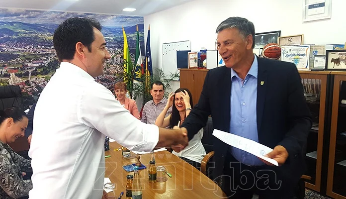 Potpisan Ugovor o zakupu prostora Gradska kafana