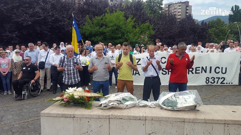 Zeničani odali počast žrtvama genocida (VIDEO+FOTO)