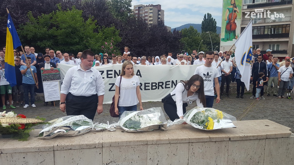 Zeničani odali počast žrtvama genocida (VIDEO+FOTO)