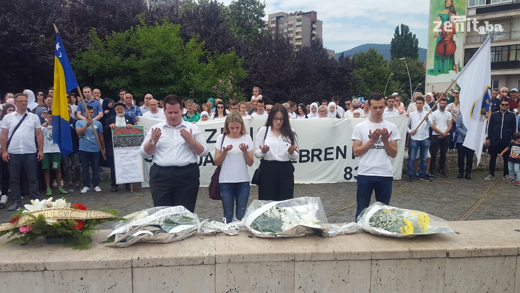 Zeničani odali počast žrtvama genocida (VIDEO+FOTO)