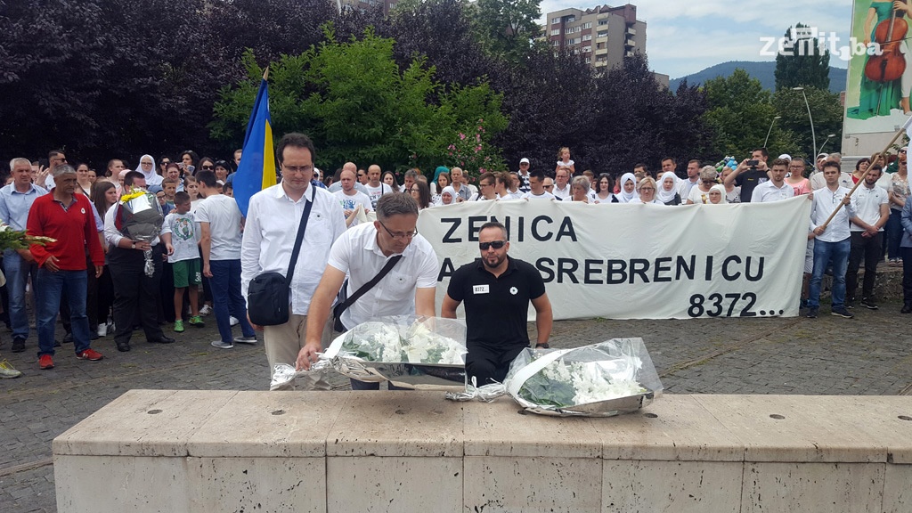 Zeničani odali počast žrtvama genocida (VIDEO+FOTO)