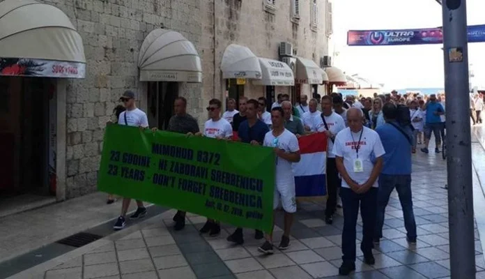 Splićani se mimohodom sjetili žrtava genocida u Srebrenici