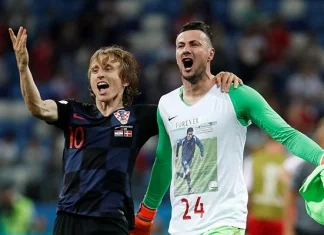 FIFA kaznila HNS i upozorila Subašića zbog majice