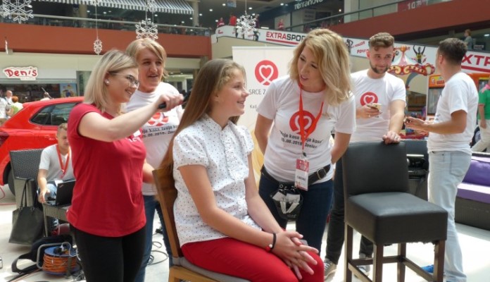 Zeničani doniraju kosu za perike mališanima oboljelim od raka