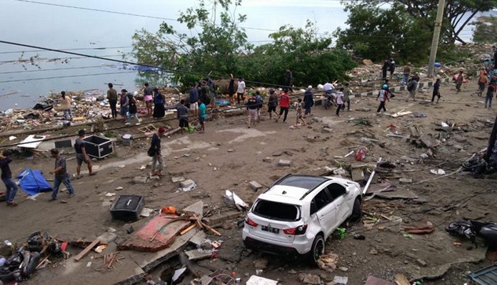 U cunamiju u Indoneziji poginule najmanje 384 osobe