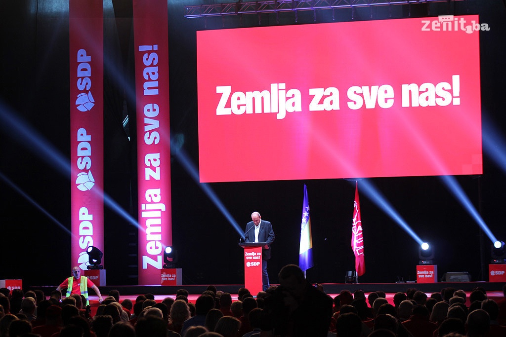 I SDP kampanju za Izbore počeo u Zenici (FOTO)