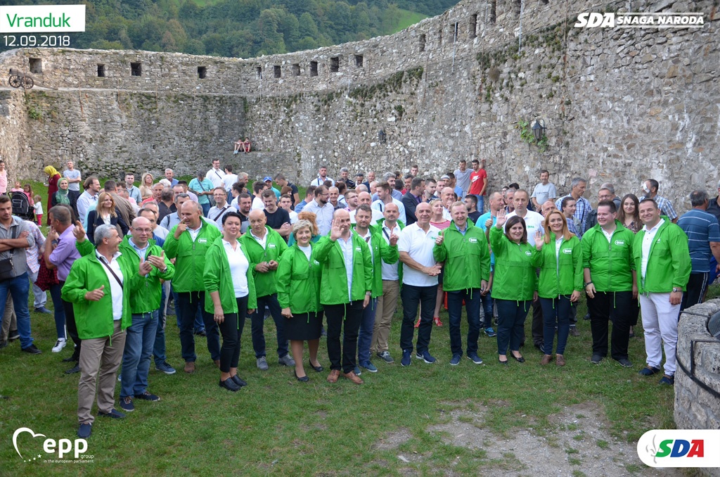 SDA održala predizborne skupove u Vranduku i Gladovićima (FOTO)