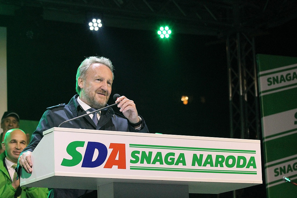 SDA održala Centralni predizborni skup u Zenici (FOTO)