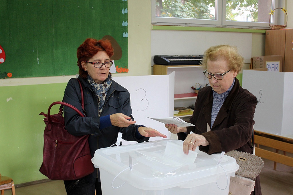 Svoju građansku dužnost obavio i gradonačelnik Zenice (FOTO)