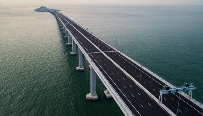 Otvoren divovski most koji povezuje Hong Kong, Makao i Kinu (VIDEO)