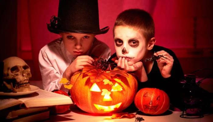 Večeras se širom svijeta obilježava Noć vještica, praznik maskiranja i zabave