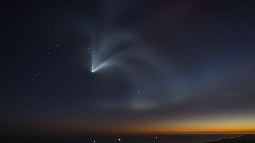 SpaceX u svemir uspješno lansirao satelit za opservacije (VIDEO)
