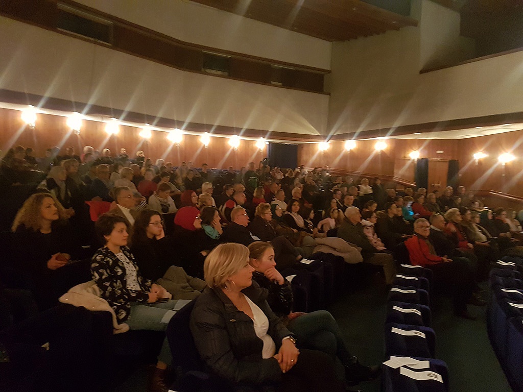 U Zenici održana 16. smotra Folklornih društava BiH (FOTO)