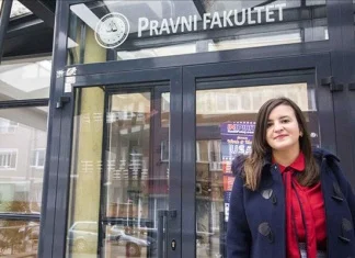 Pravnica iz Zenice sa prosjekom ocjena 10: Mladi ne trebaju odustajati od onog što žele