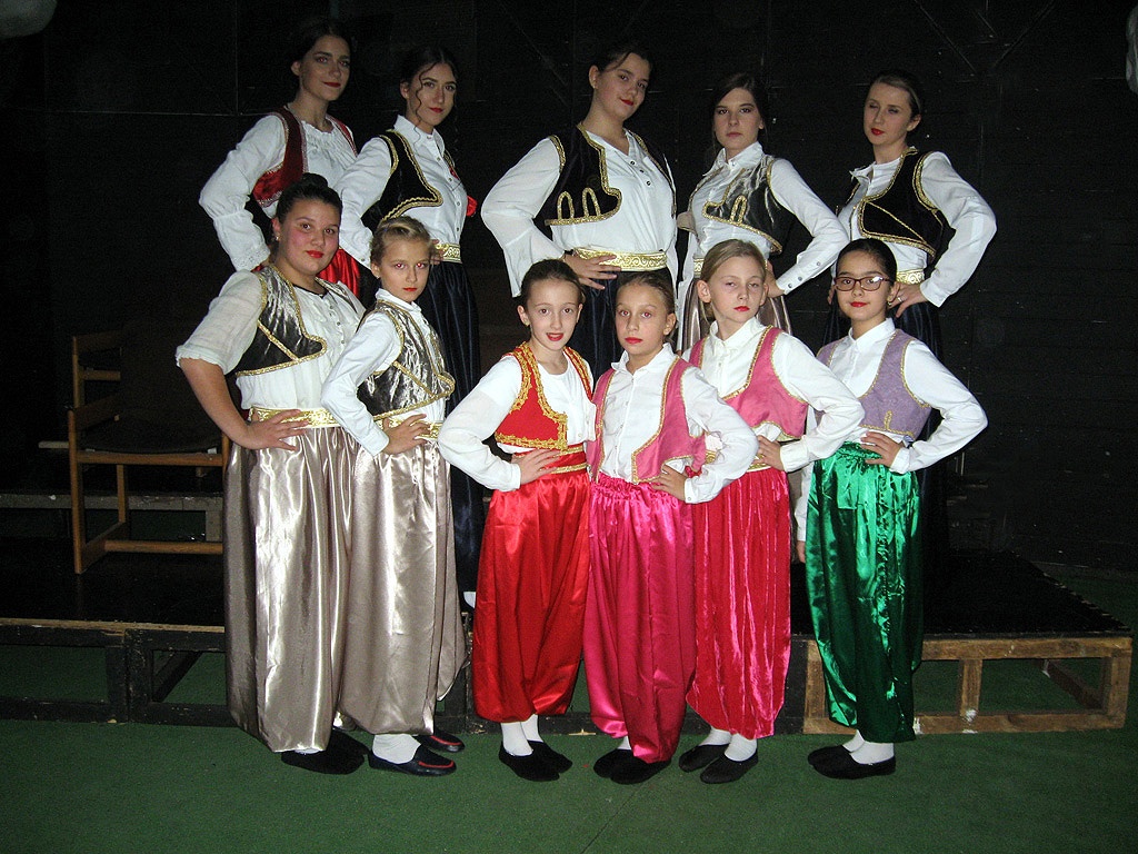 U Zenici održana 16. smotra Folklornih društava BiH (FOTO)