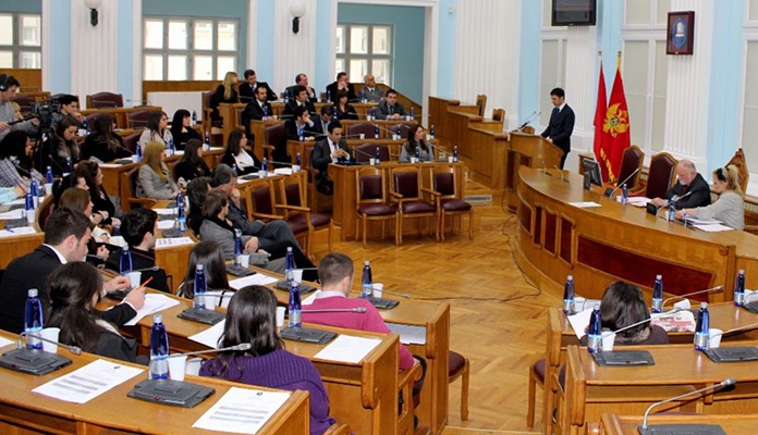 Skupština Crne Gore poništila odluku o ujedinjenju sa Srbijom