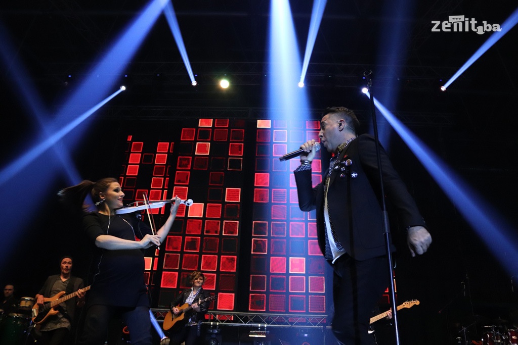 Željko Joksimović održao spektakularan koncert u Zenici (VIDEO+FOTO)