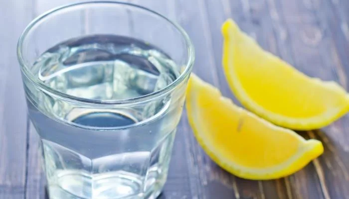 Vrijednost čaše mlake vode nakon noćnog sna