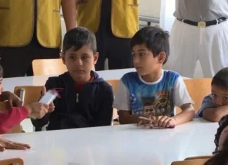 Djeca migranti ipak sjedaju u školske klupe